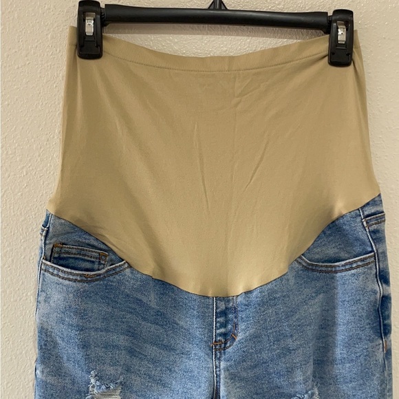 Time and Tru High Rise Light Blue Maternity Jeans - Picture 9 of 13